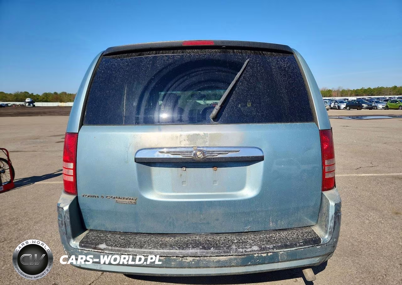 2008 Chrysler Town & Country Lx VIN:2A8HR44H48R128168 - 6