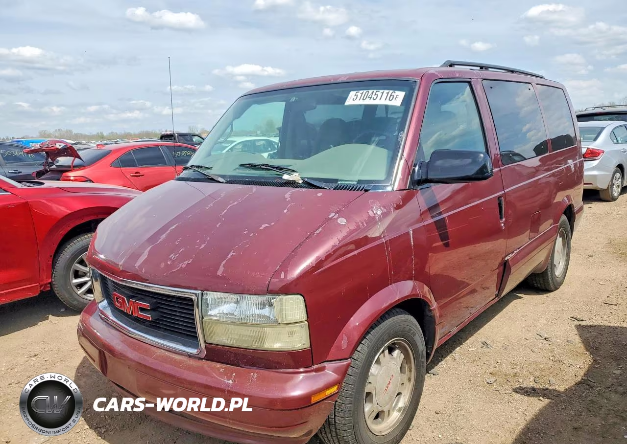 2005 GMC Safari Xt