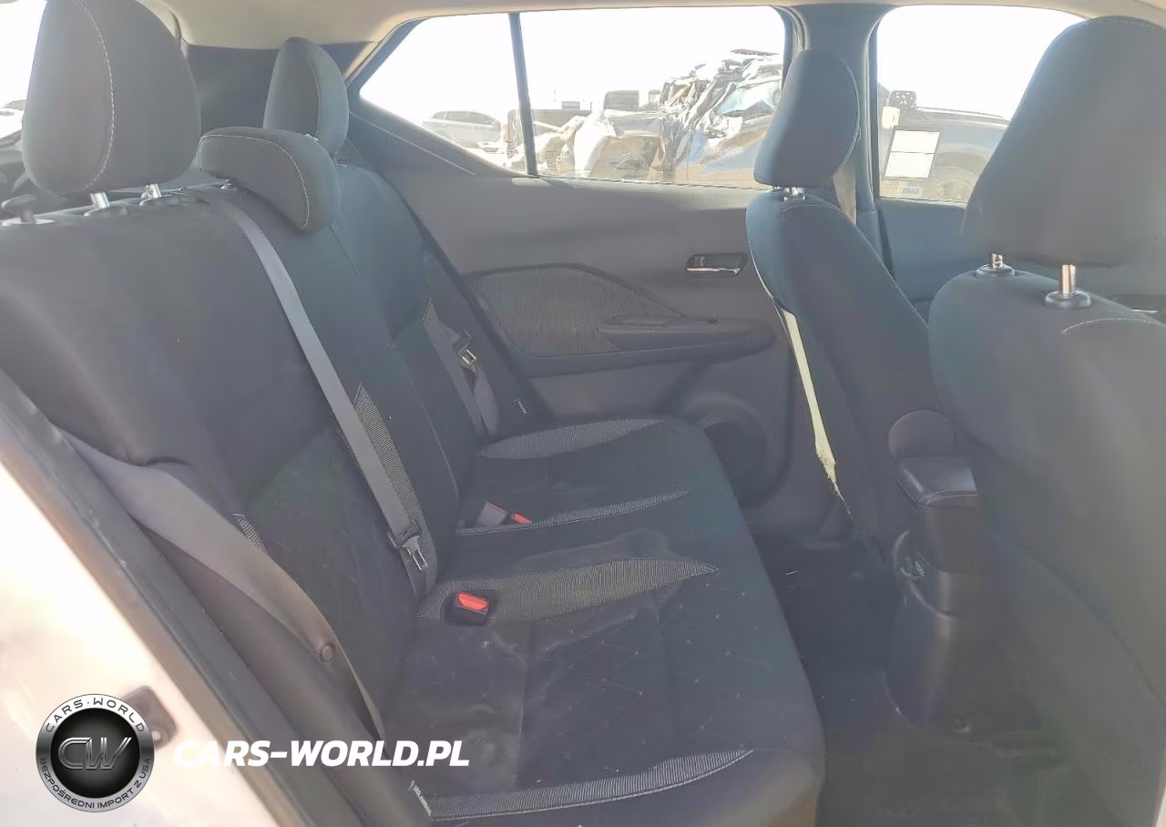 2020 Nissan Kicks Sv VIN:3N1CP5CV7LL555261 - 10