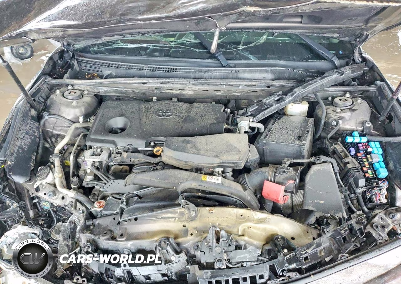 2018 Toyota Camry Le VIN:4T1B11HK0JU010700 - 11