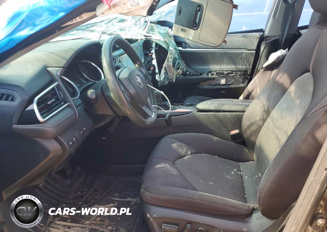 2018 Toyota Camry Le VIN:4T1B11HK0JU010700 - 7