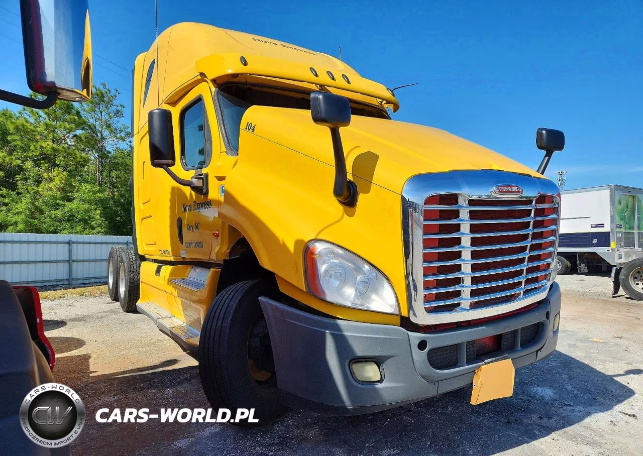 2013 Freightliner Cascaia125