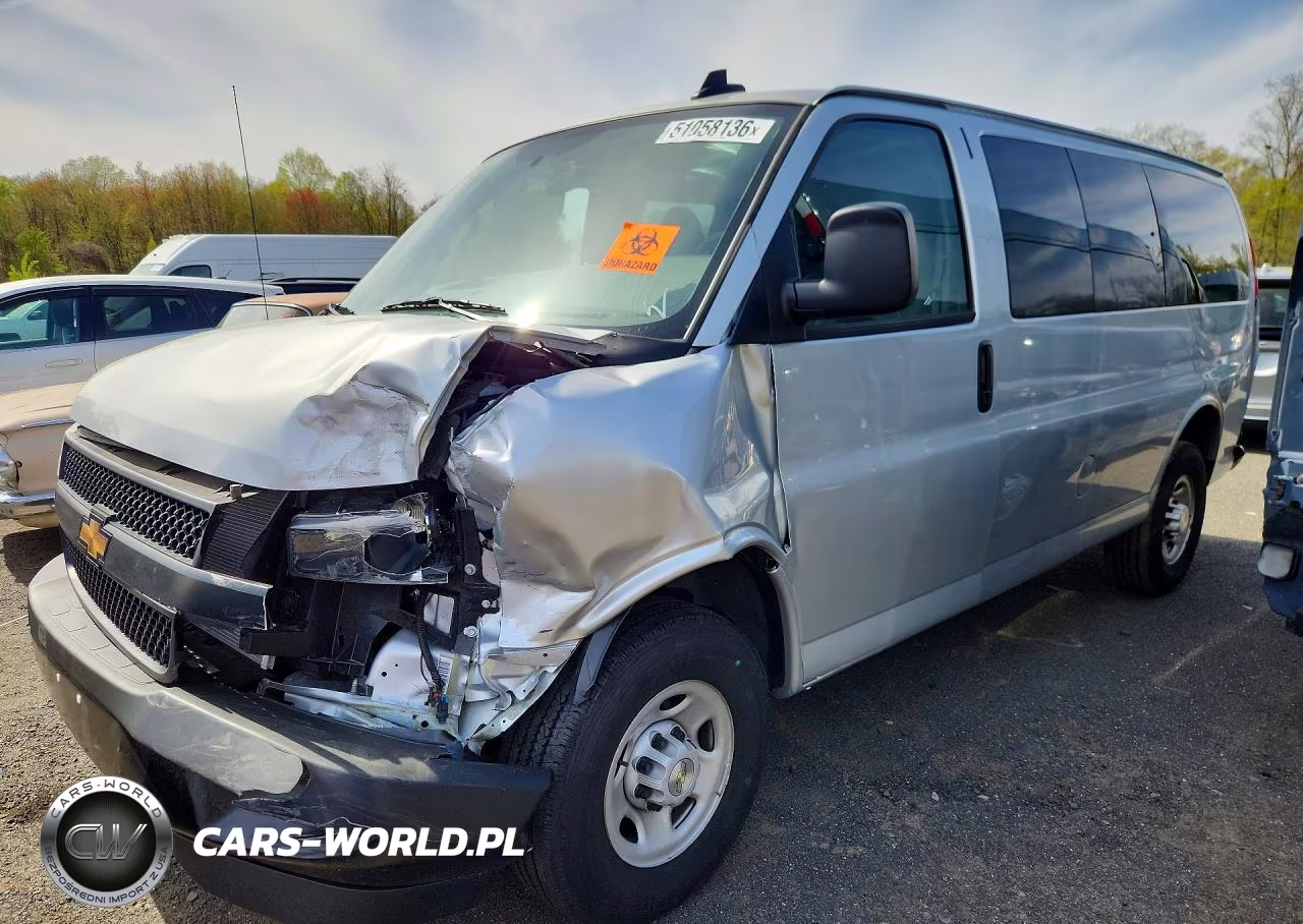 2025 Chevrolet Express G2500 Ls