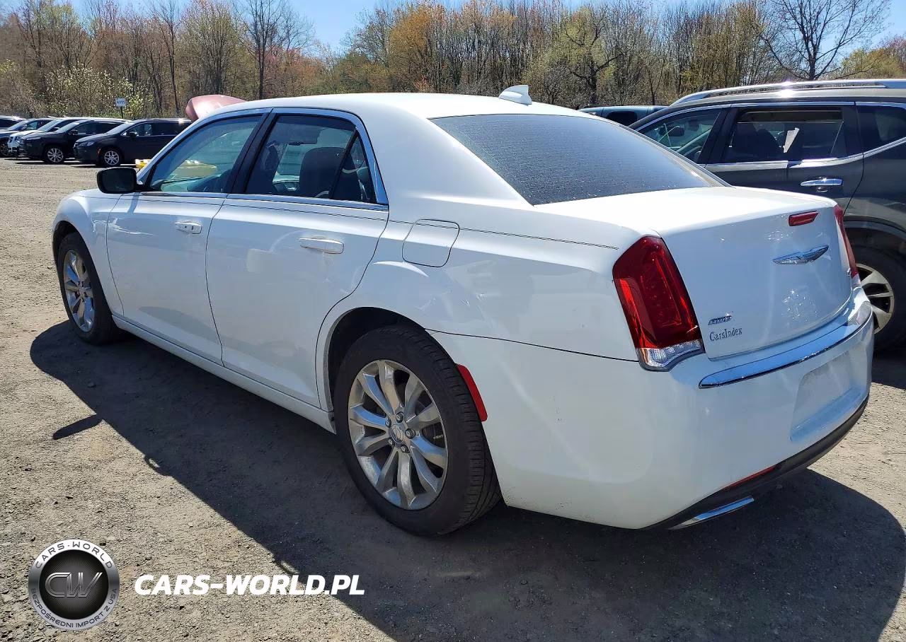 2017 Chrysler 300 Limited VIN:2C3CCARG9HH637409 - 2