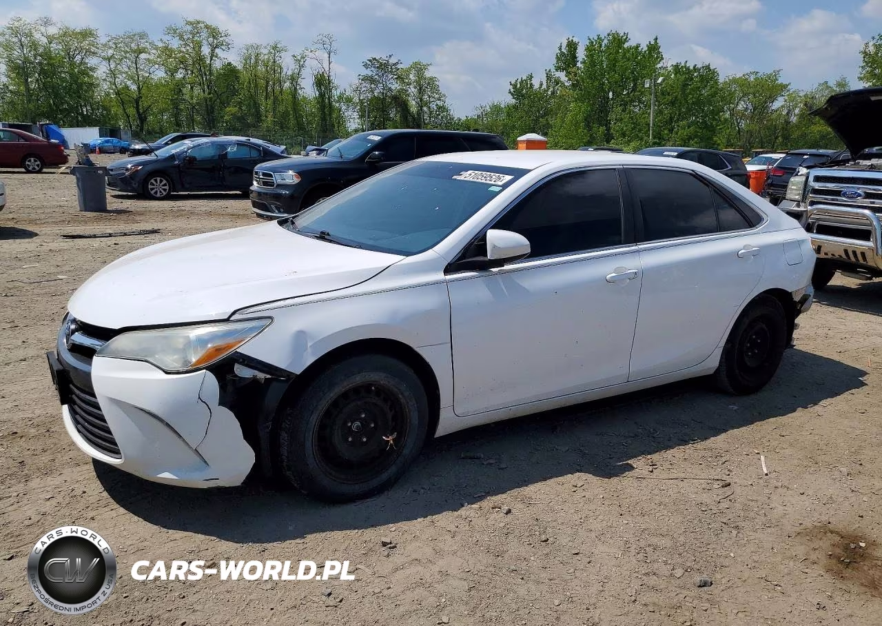 2016 Toyota Camry Le