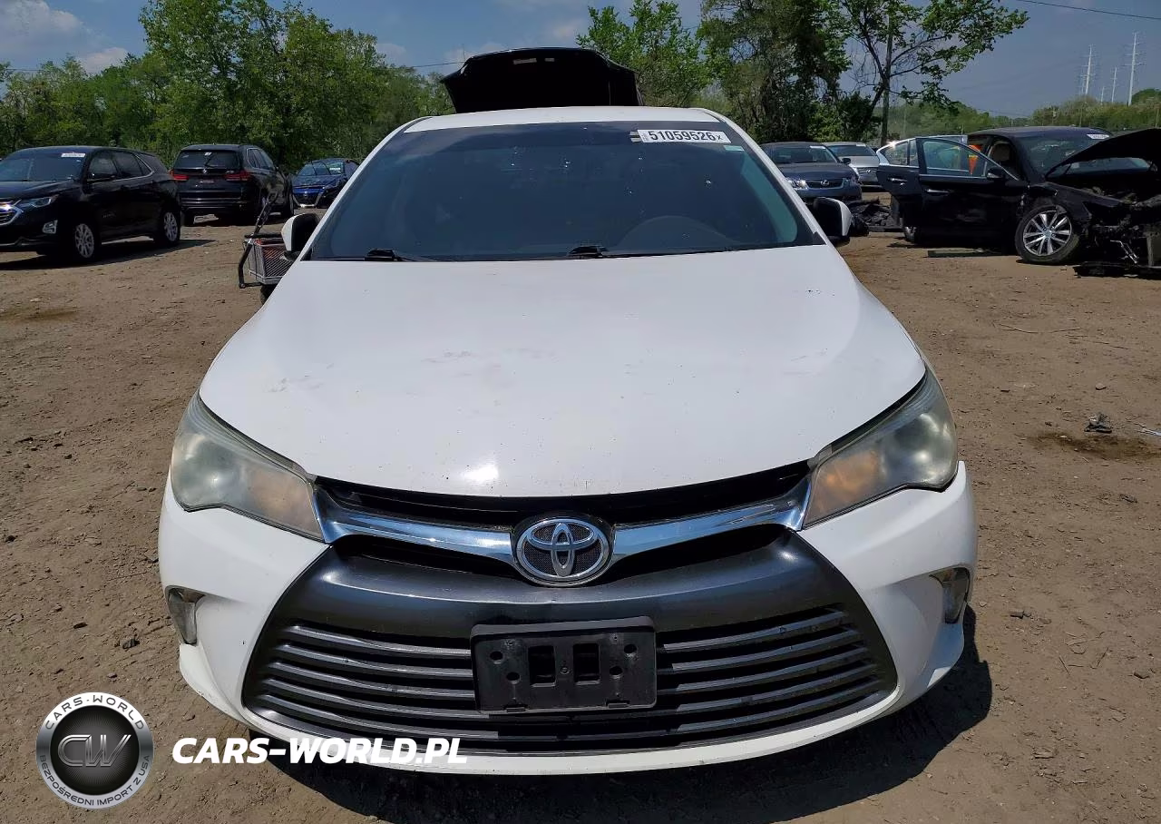 2016 Toyota Camry Le VIN:4T4BF1FK0GR524646 - 5
