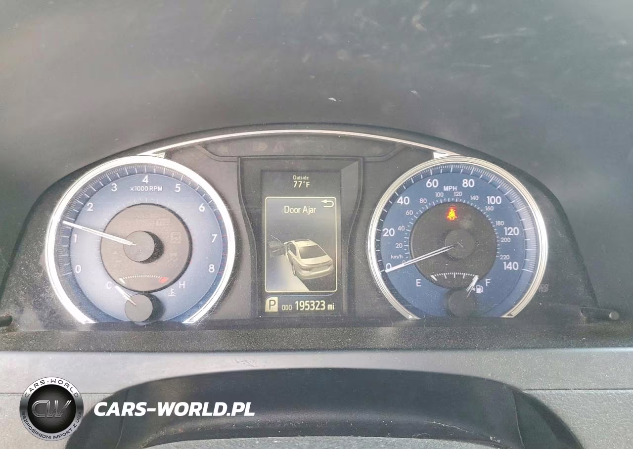 2016 Toyota Camry Le VIN:4T4BF1FK0GR524646 - 9