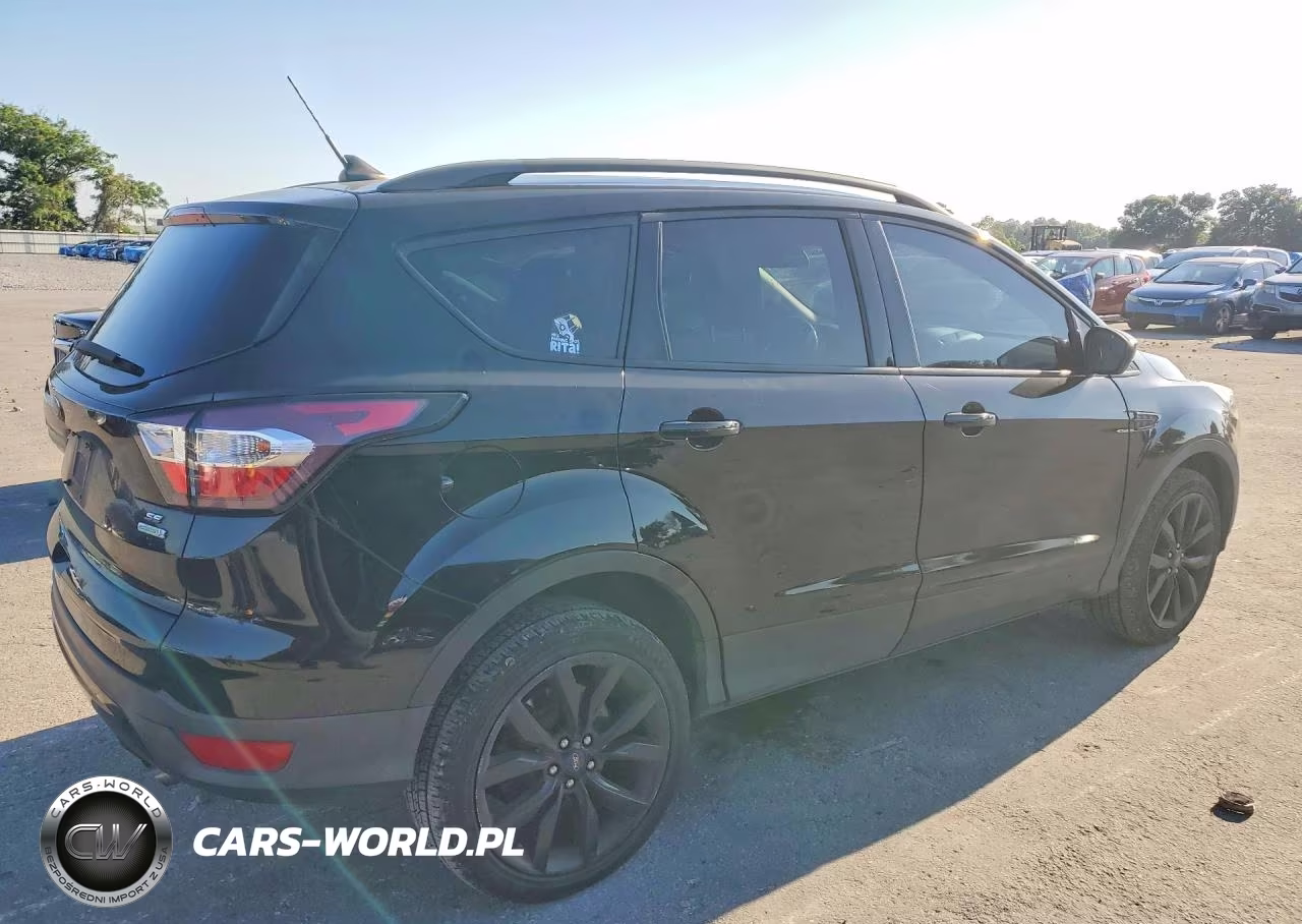 2018 Ford Escape Se VIN:1FMCU0GD1JUD15213 - 3