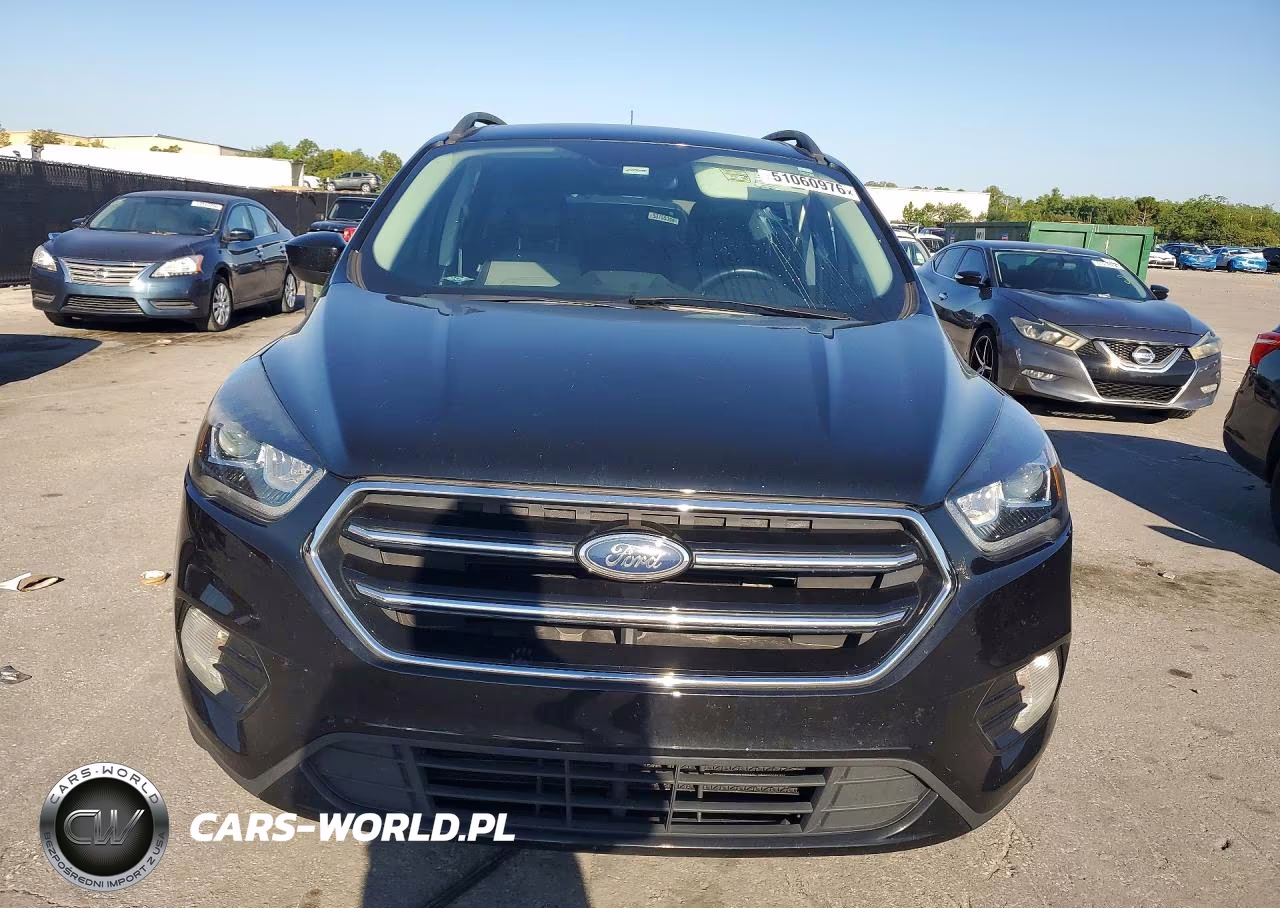 2018 Ford Escape Se VIN:1FMCU0GD1JUD15213 - 5
