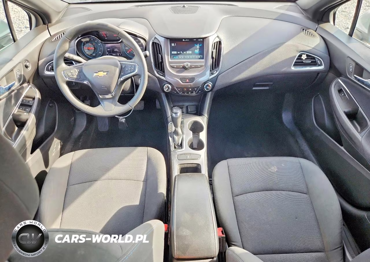 2018 Chevrolet Cruze Lt VIN:1G1BE5SMXJ7235742 - 8