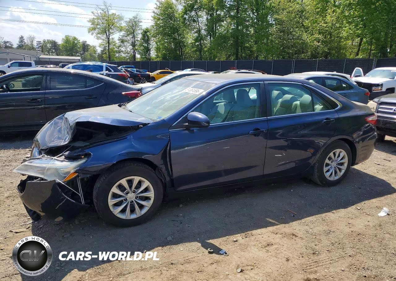 2016 Toyota Camry Le