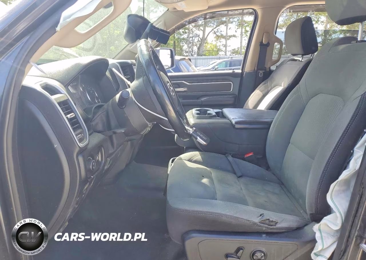 2020 Ram 1500 Big Horn VIN:1C6RREFG4LN373684 - 7