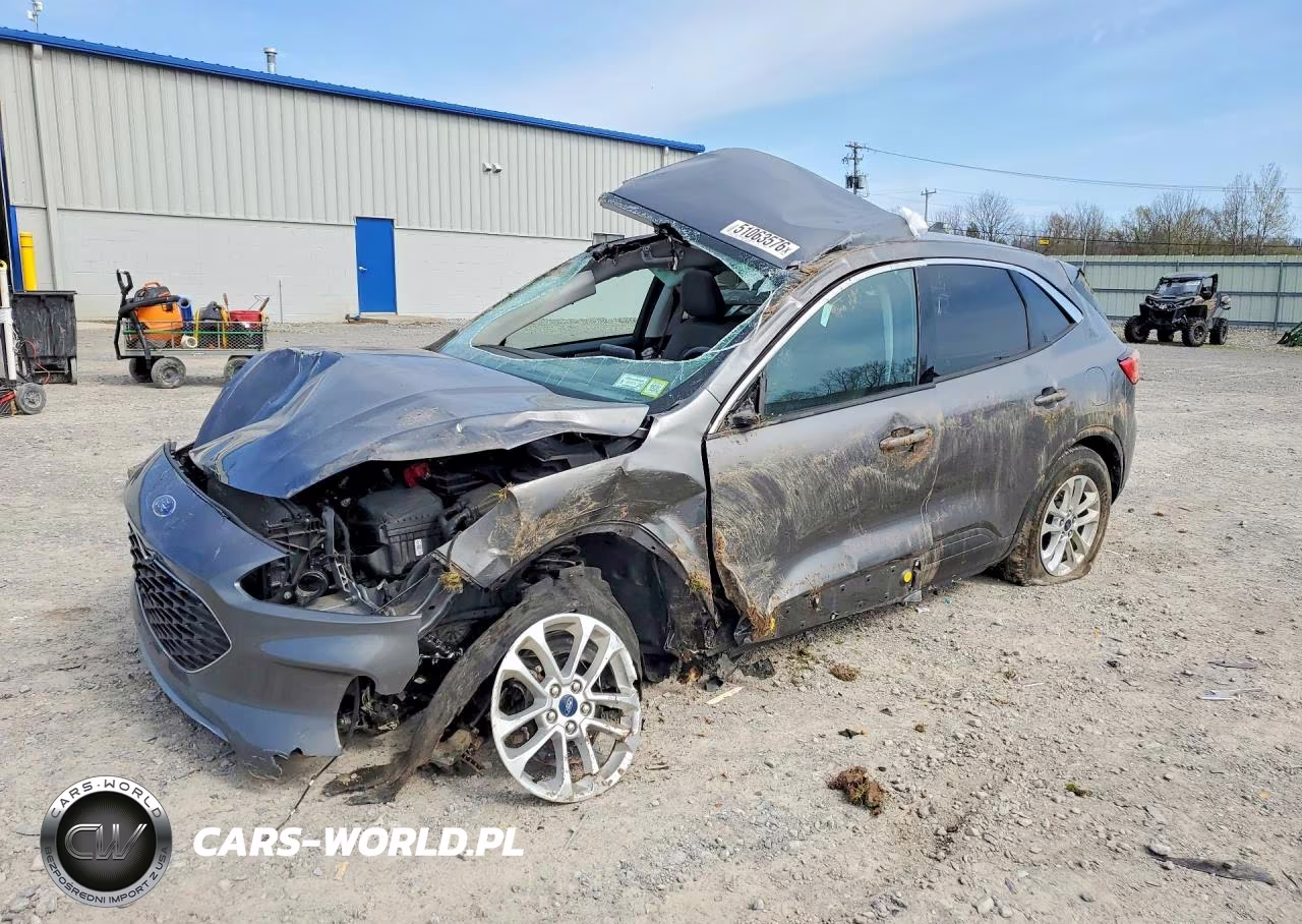 2021 Ford Escape Se