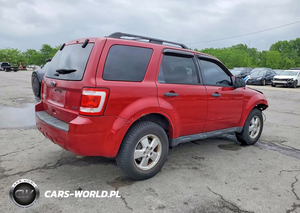 2011 Ford Escape Xlt VIN:1FMCU0D77BKB45077 - 3