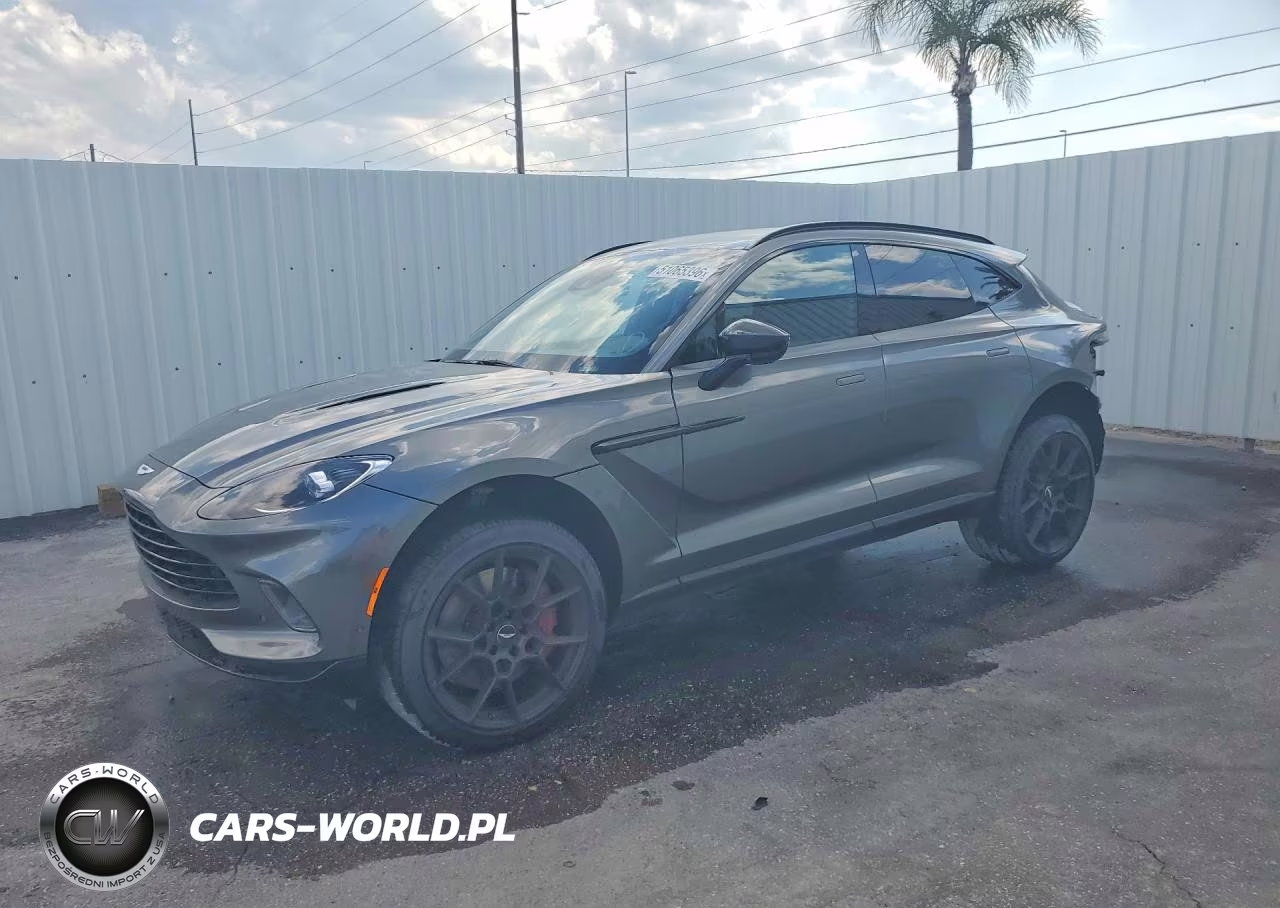 2021 Aston Martin Dbx – zdjęcie 1 z 14