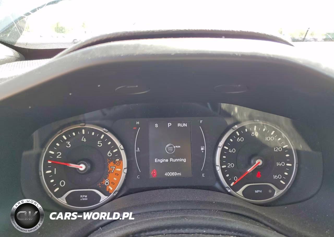 2018 Jeep Renegade Sport VIN:ZACCJBAB7JPJ06220 - 9