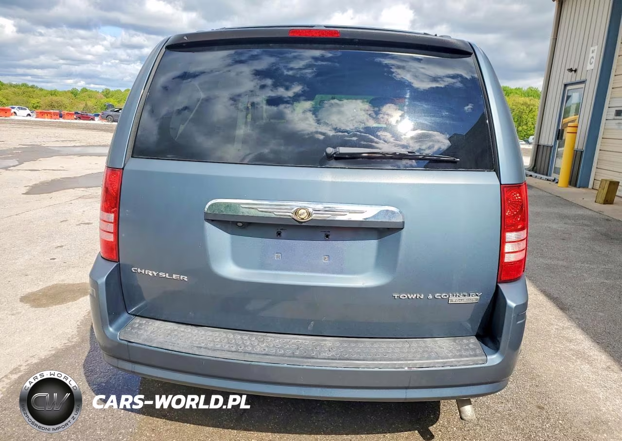 2010 Chrysler Town & Country Touring VIN:2A4RR5D18AR293256 - 6