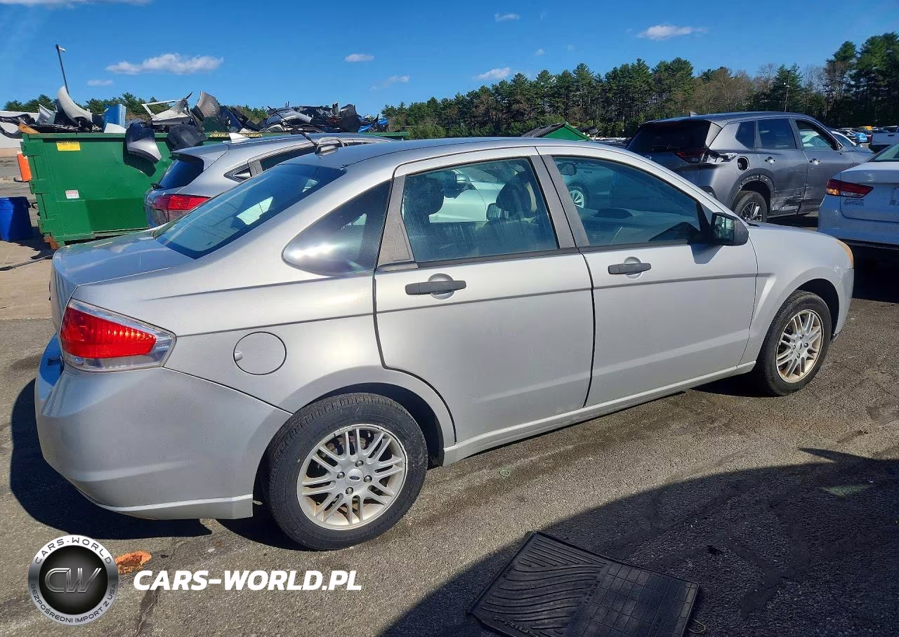 2009 Ford Focus Se VIN:1FAHP35NX9W230603 - 3