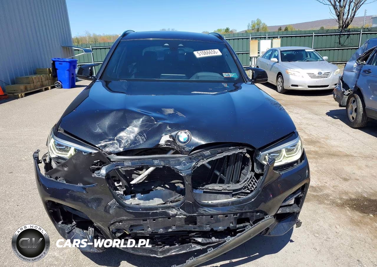 2018 BMW X3 xDrivem40I VIN:5UXTS3C54J0Z02554 - 5