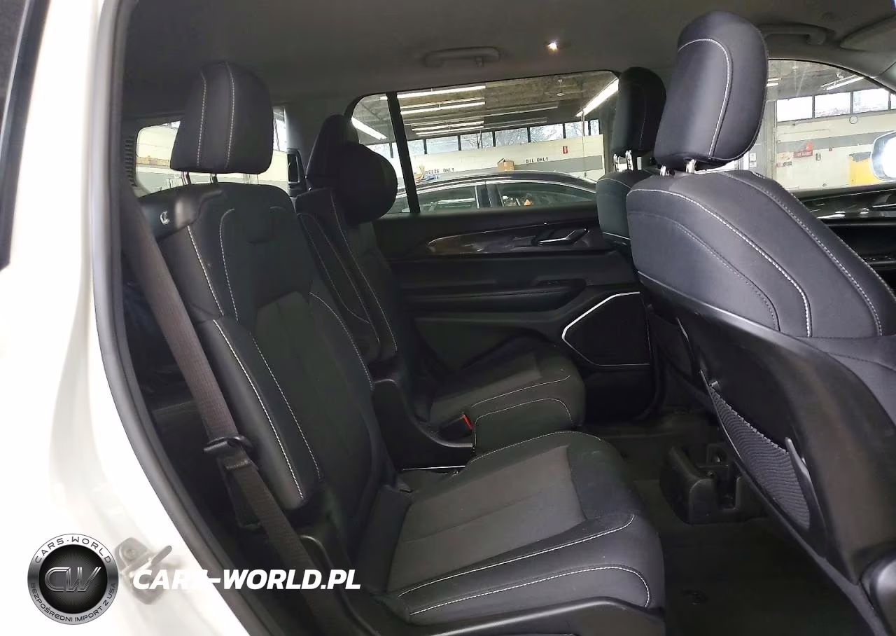 2022 Jeep Grand Cherokee L Laredo VIN:1C4RJJAG3N8537251 - 10