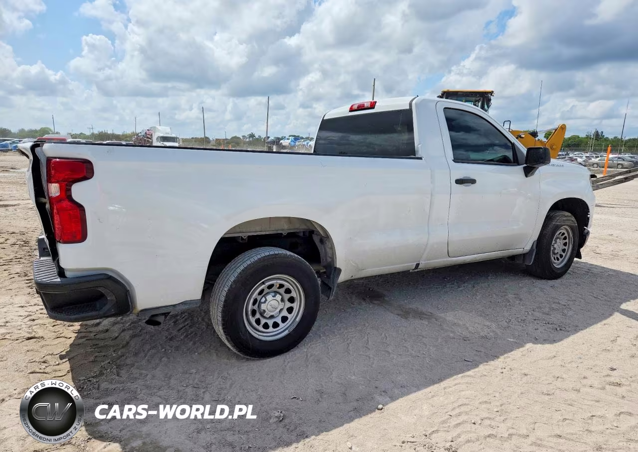 2023 Chevrolet Silverado C1500 VIN:3GCNAAEK7PG215058 - 3