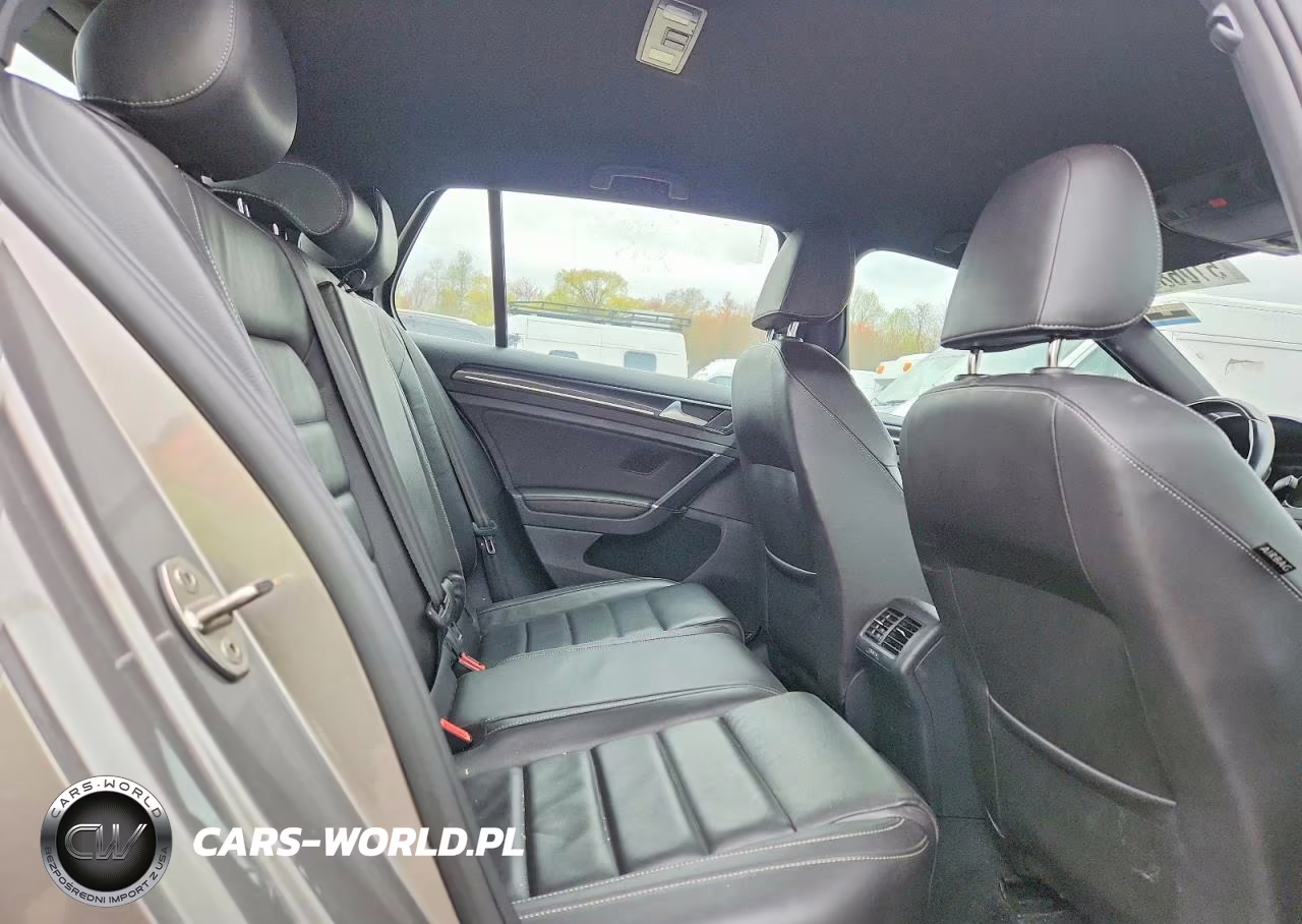 2016 Volkswagen Golf R VIN:WVWLF7AU5GW019527 - 10
