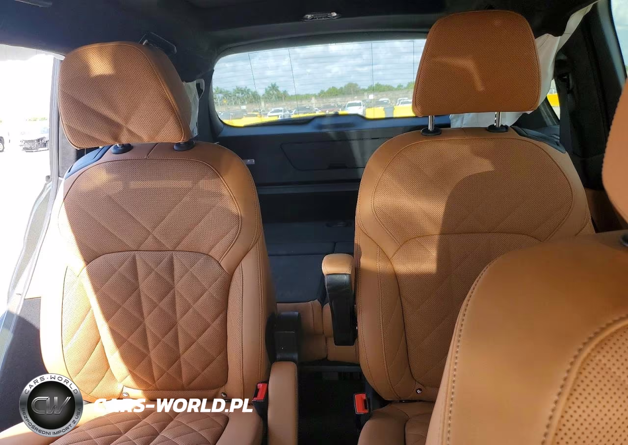 2025 BMW X7 xDrive40I VIN:5UX23EM04S9Y67938 - 10