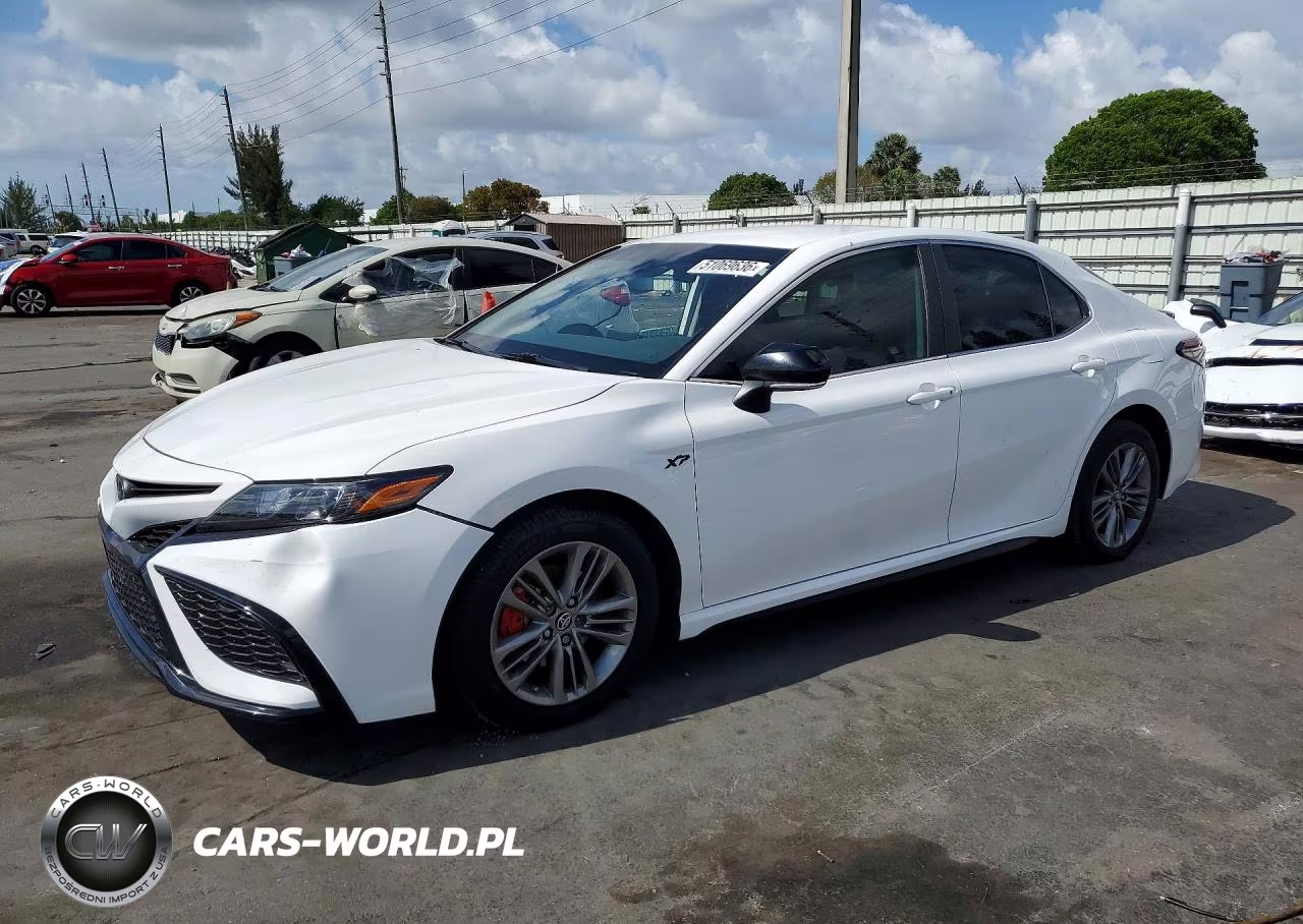 2023 Toyota Camry Se – zdjęcie 1 z 12