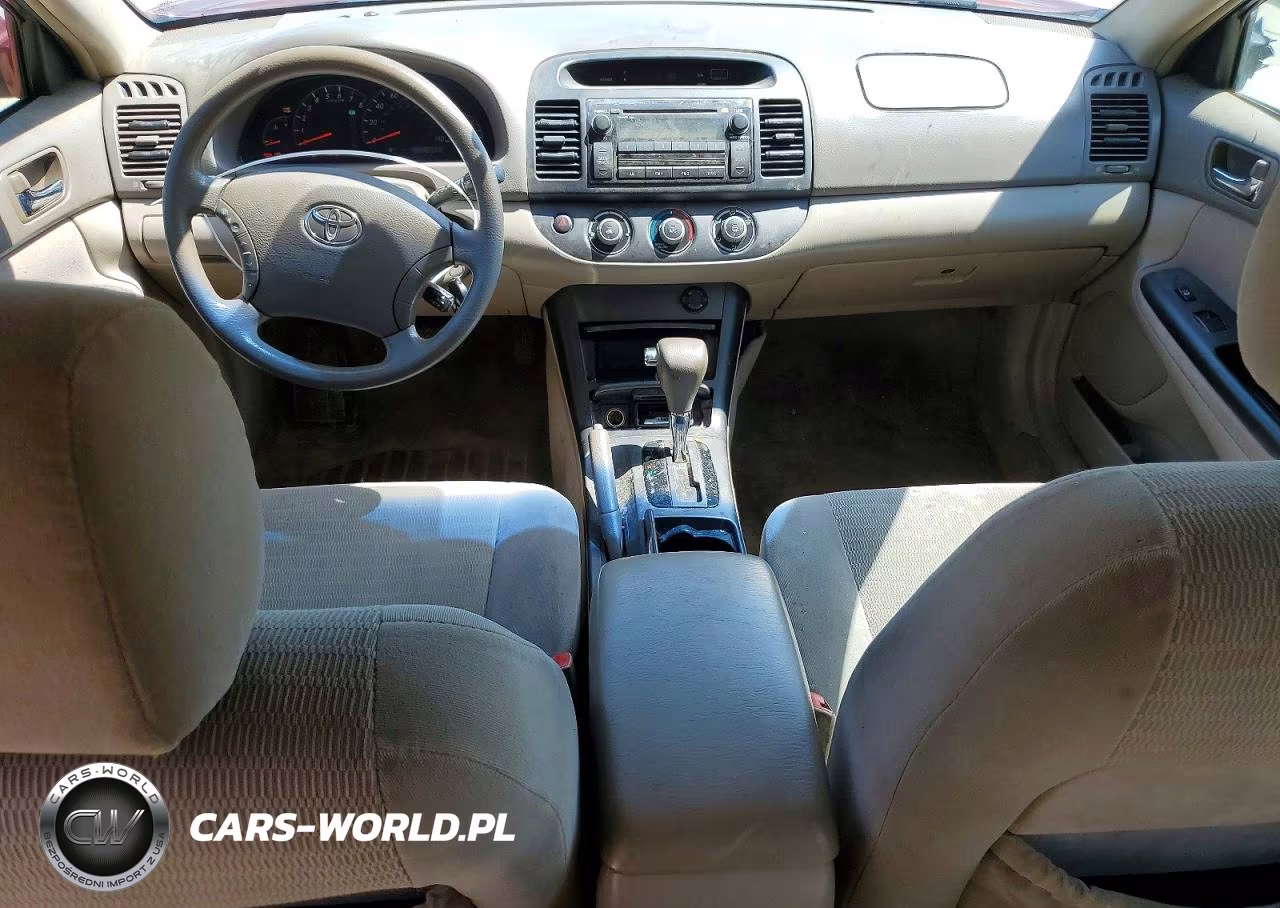 2005 Toyota Camry Le VIN:4T1BE32K15U044207 - 8