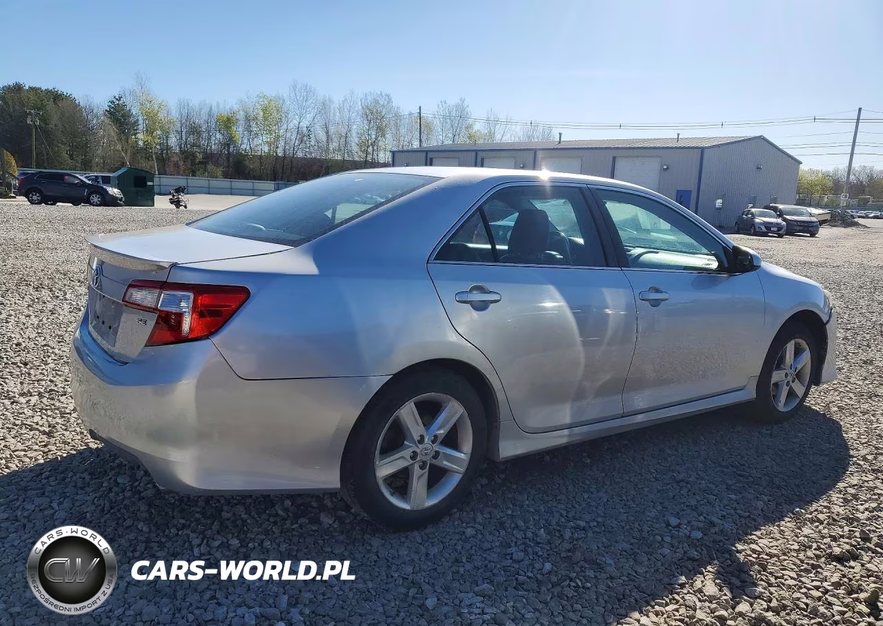 2014 Toyota Camry Se VIN:4T1BF1FK0EU419337 - 3