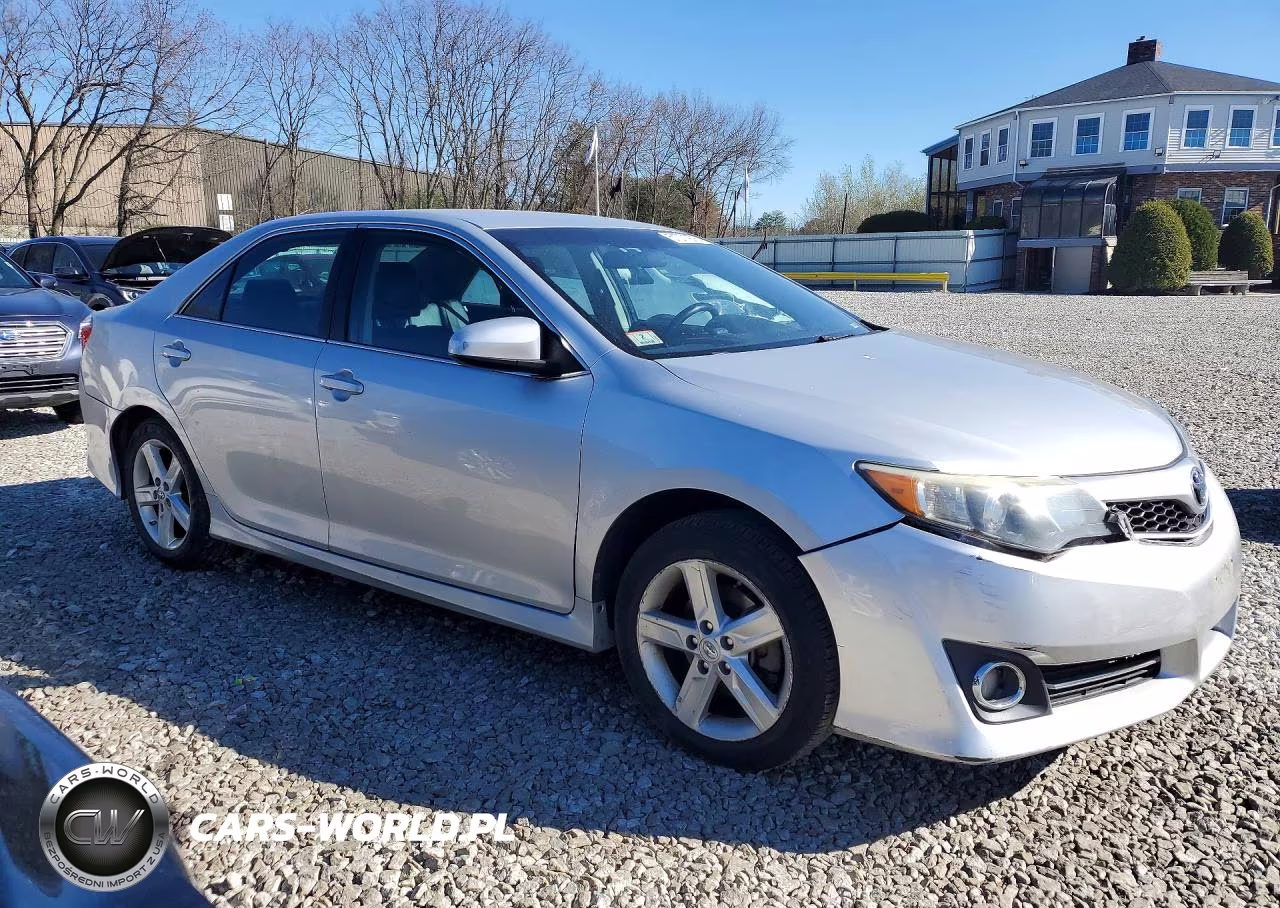 2014 Toyota Camry Se VIN:4T1BF1FK0EU419337 - 4