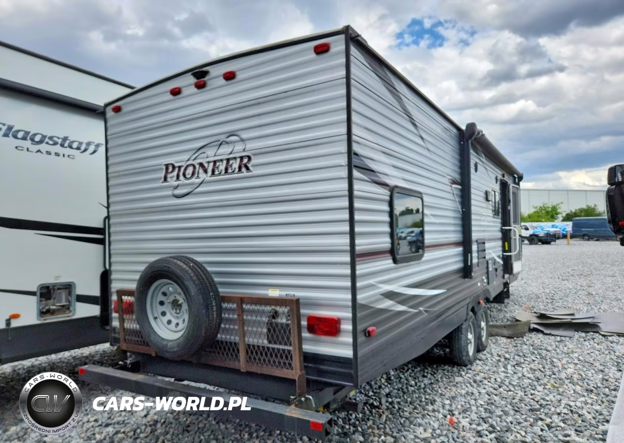 2018 Heartland Pioneer Camper VIN:5SFPB3327JE348368 - 4