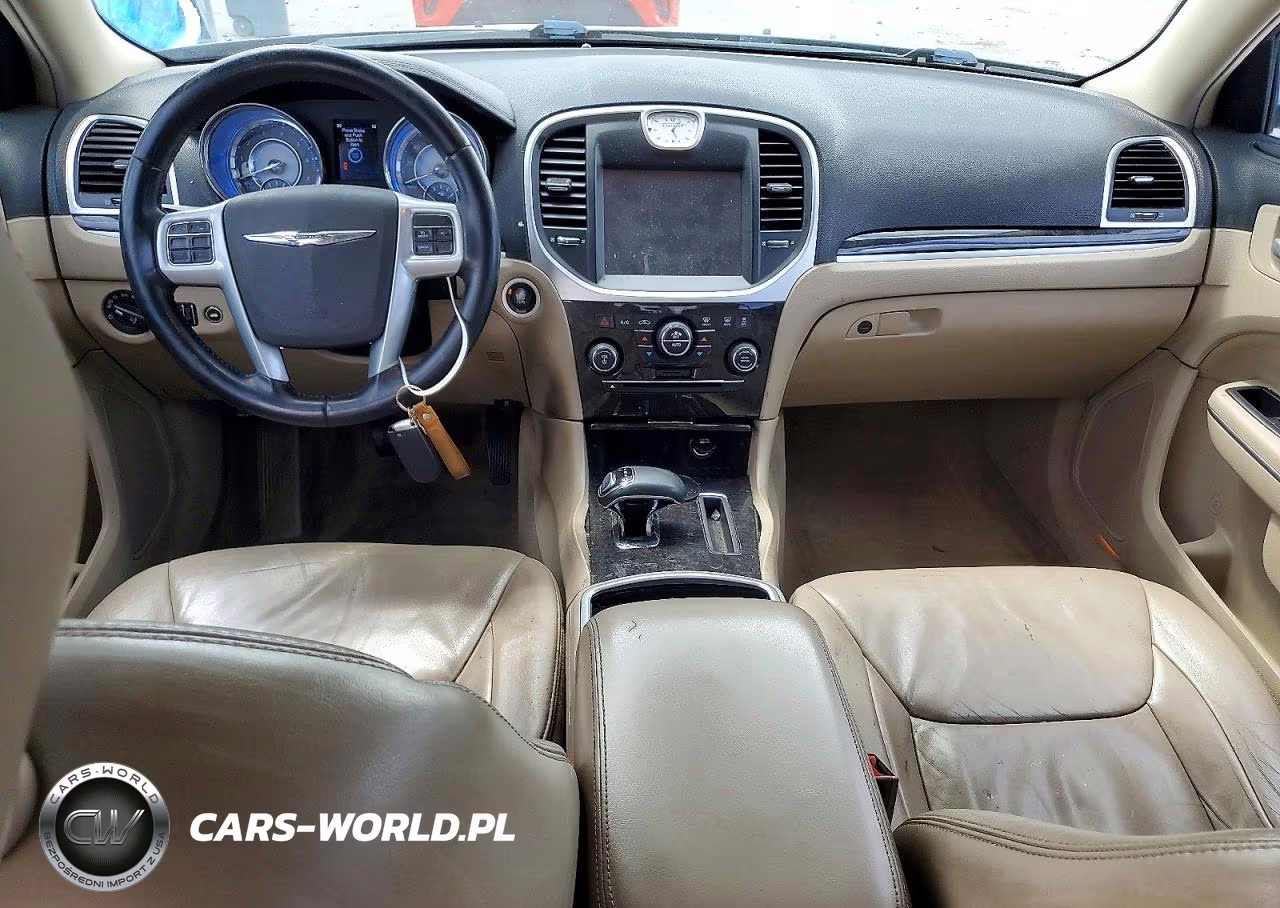 2014 Chrysler 300 VIN:2C3CCAAG4EH161691 - 8