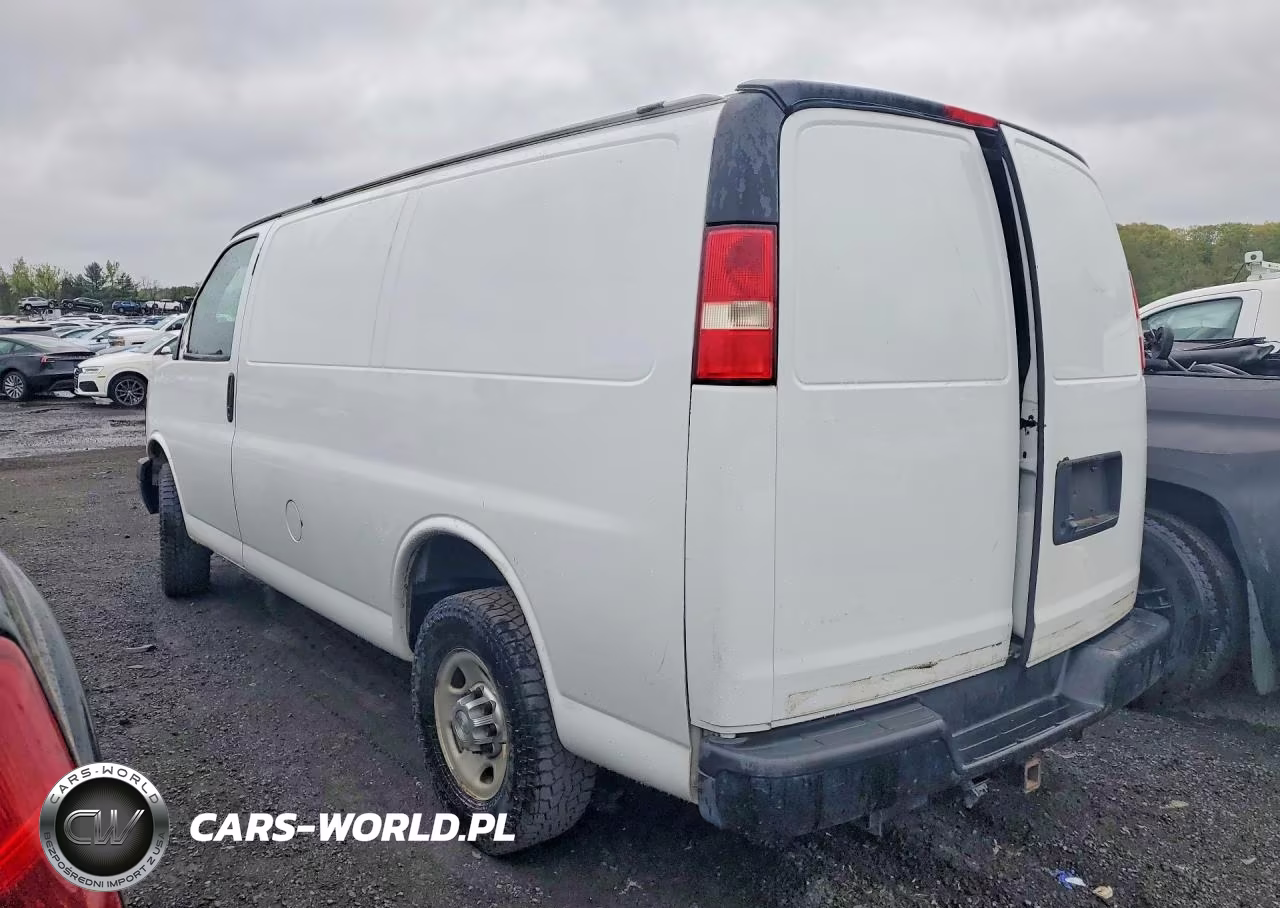 2015 Chev Express G2500 VIN:1GCWGFCF3F1152611 - 2