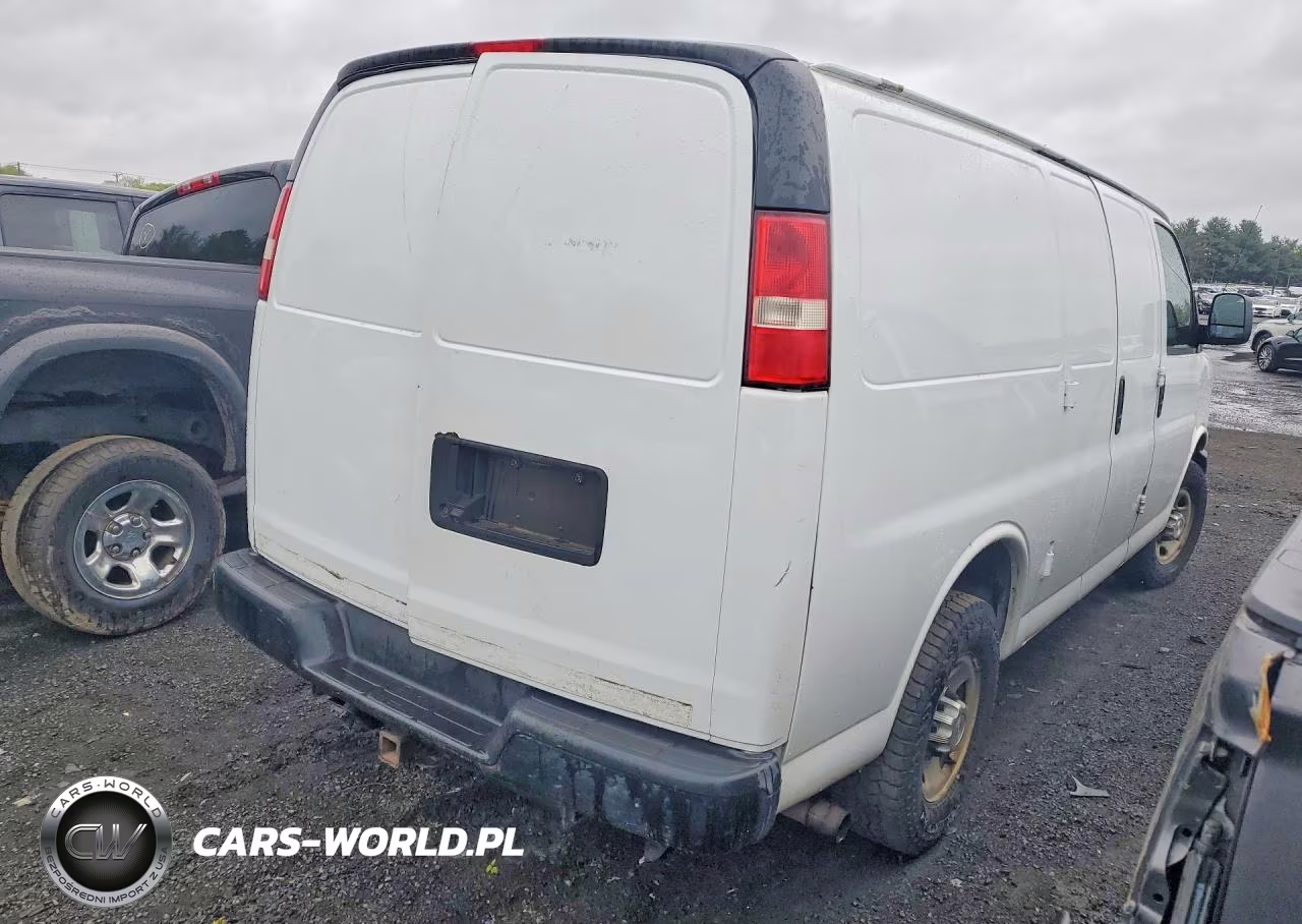 2015 Chev Express G2500 VIN:1GCWGFCF3F1152611 - 3