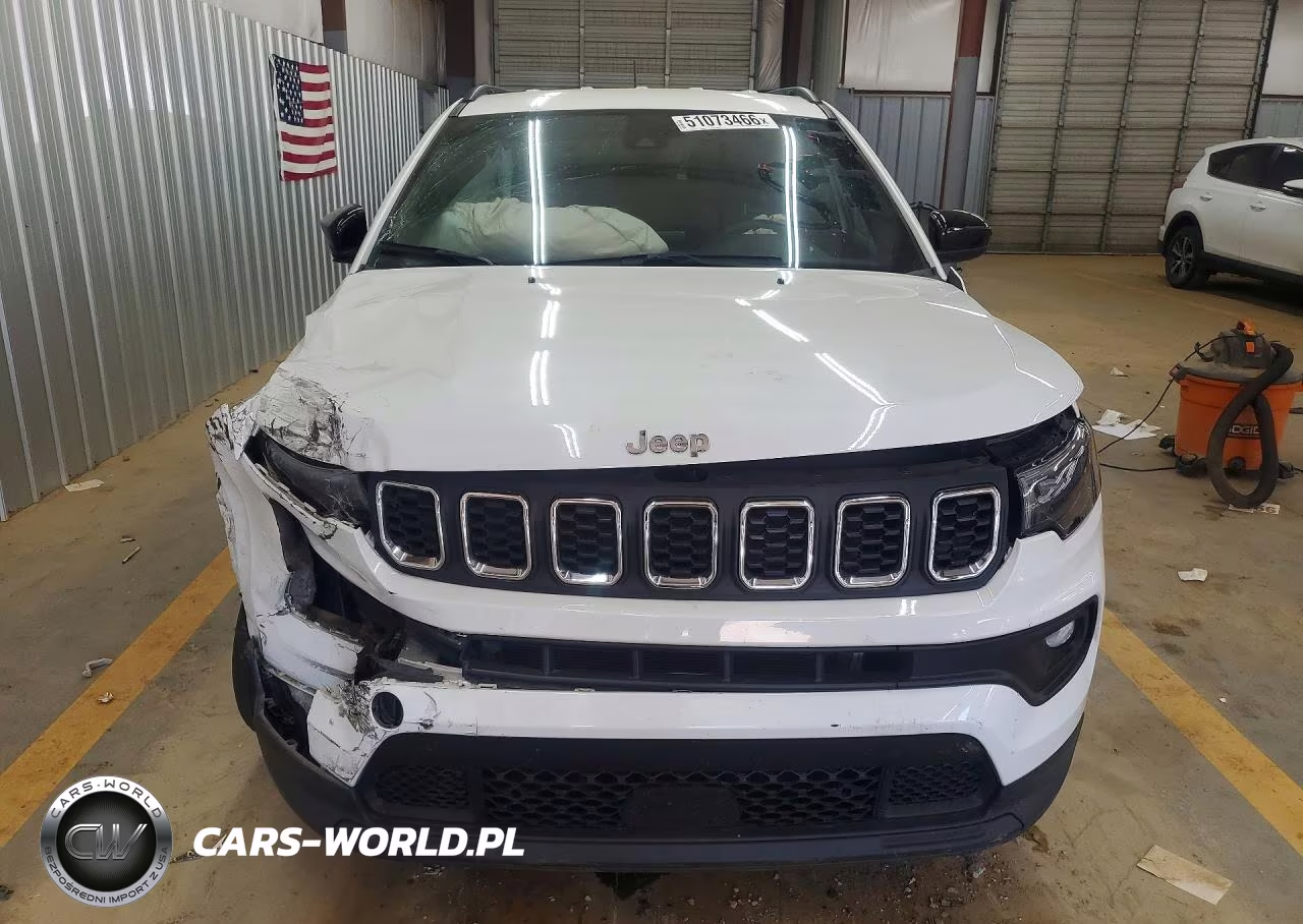 2024 Jeep Compass Latitude VIN:3C4NJDBN8RT138937 - 5