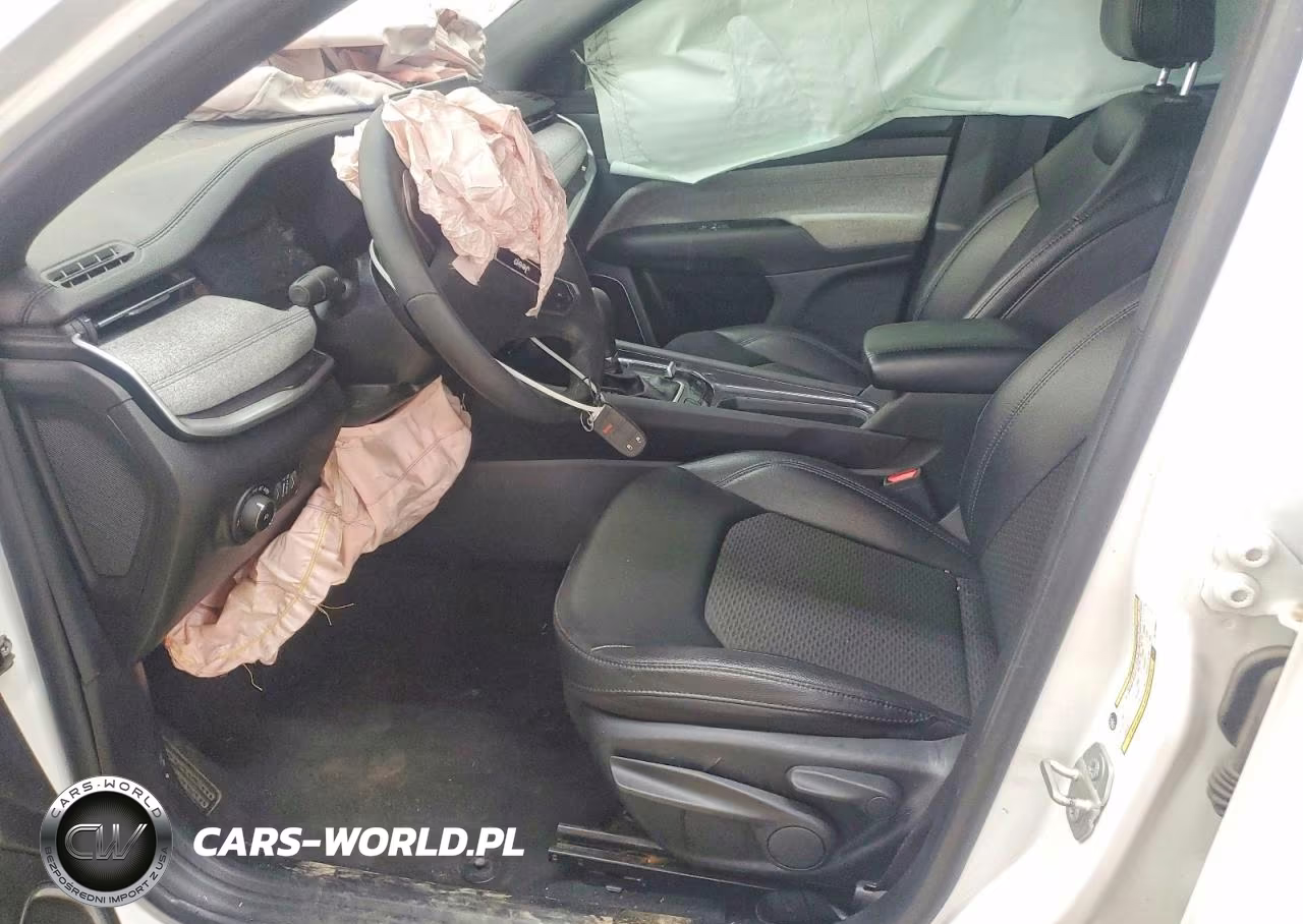 2024 Jeep Compass Latitude VIN:3C4NJDBN8RT138937 - 7