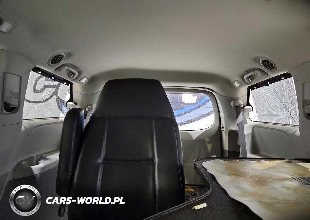 2012 Toyota Sienna Le VIN:5TDKK3DC4CS246107 - 10