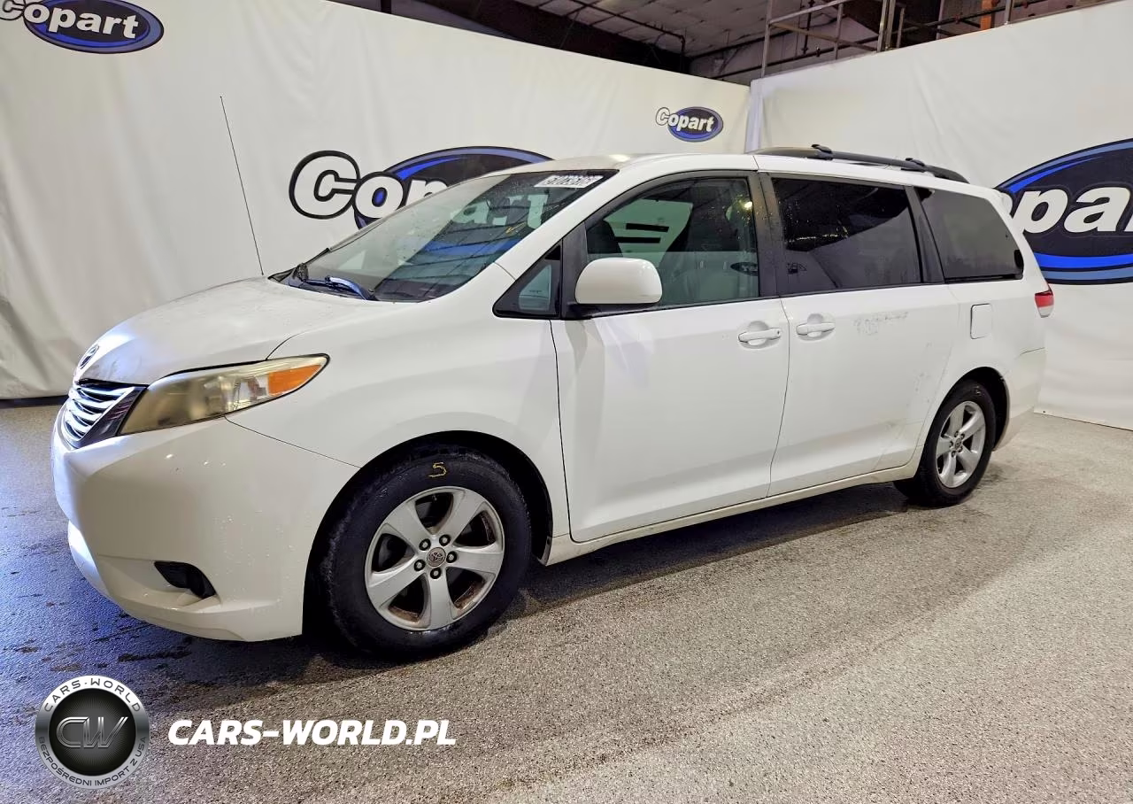 2012 Toyota Sienna Le