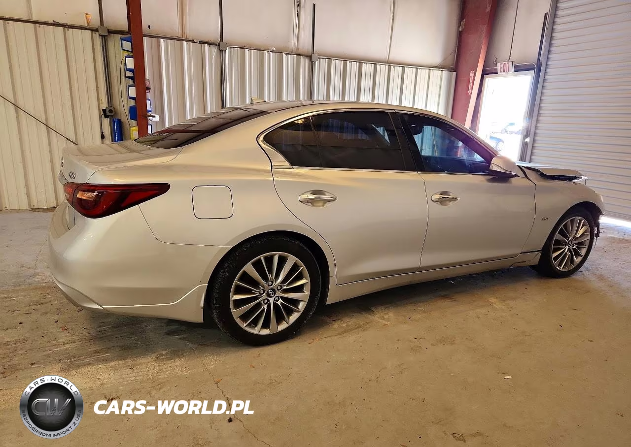 2018 Infiniti Q50 3.0T Luxe VIN:JN1EV7AR1JM612220 - 3