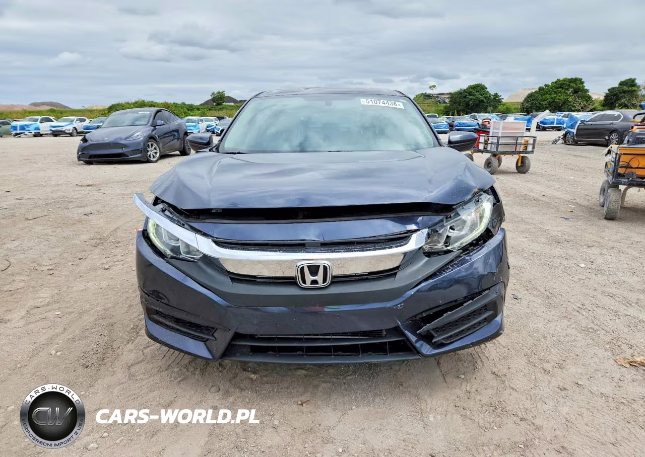 2018 Honda Civic Lx VIN:2HGFC2F57JH607348 - 5