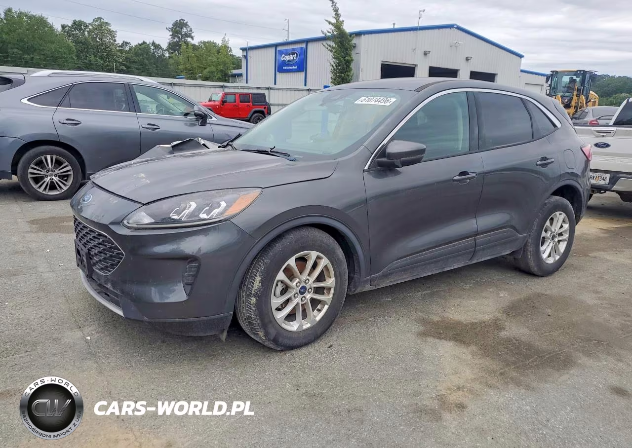 2020 Ford Escape Se