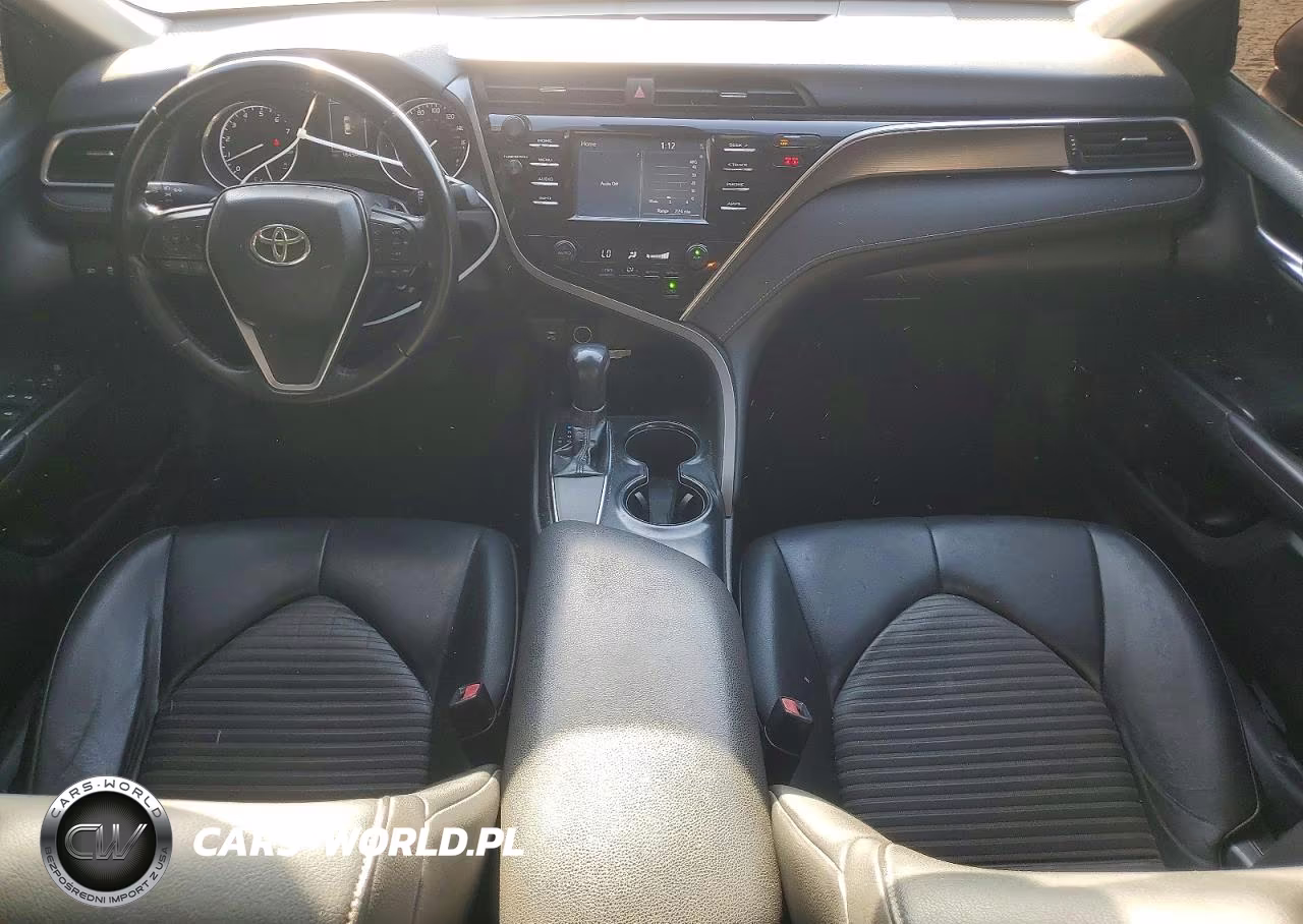 2018 Toyota Camry Se VIN:4T1B11HK4JU546419 - 8