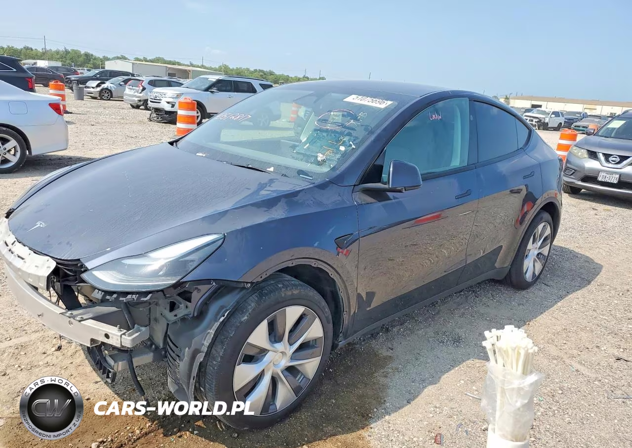 2024 Tesla Model Y Long Range Dual Motor All-Wheel Drive – zdjęcie 1 z 12