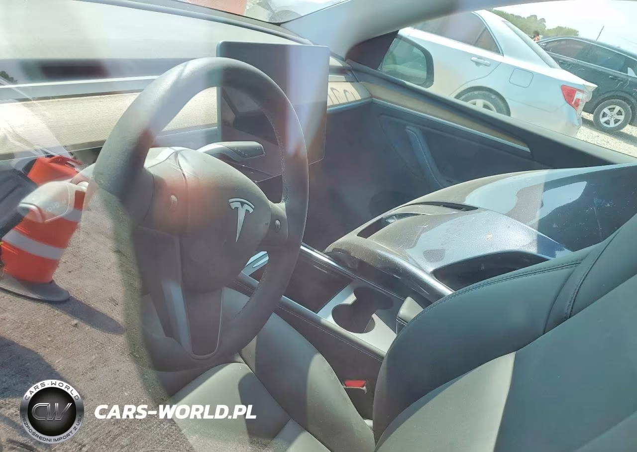 2024 Tesla Model Y Long Range Dual Motor All-Wheel Drive VIN:7SAYGDEE9RA275956 - 8