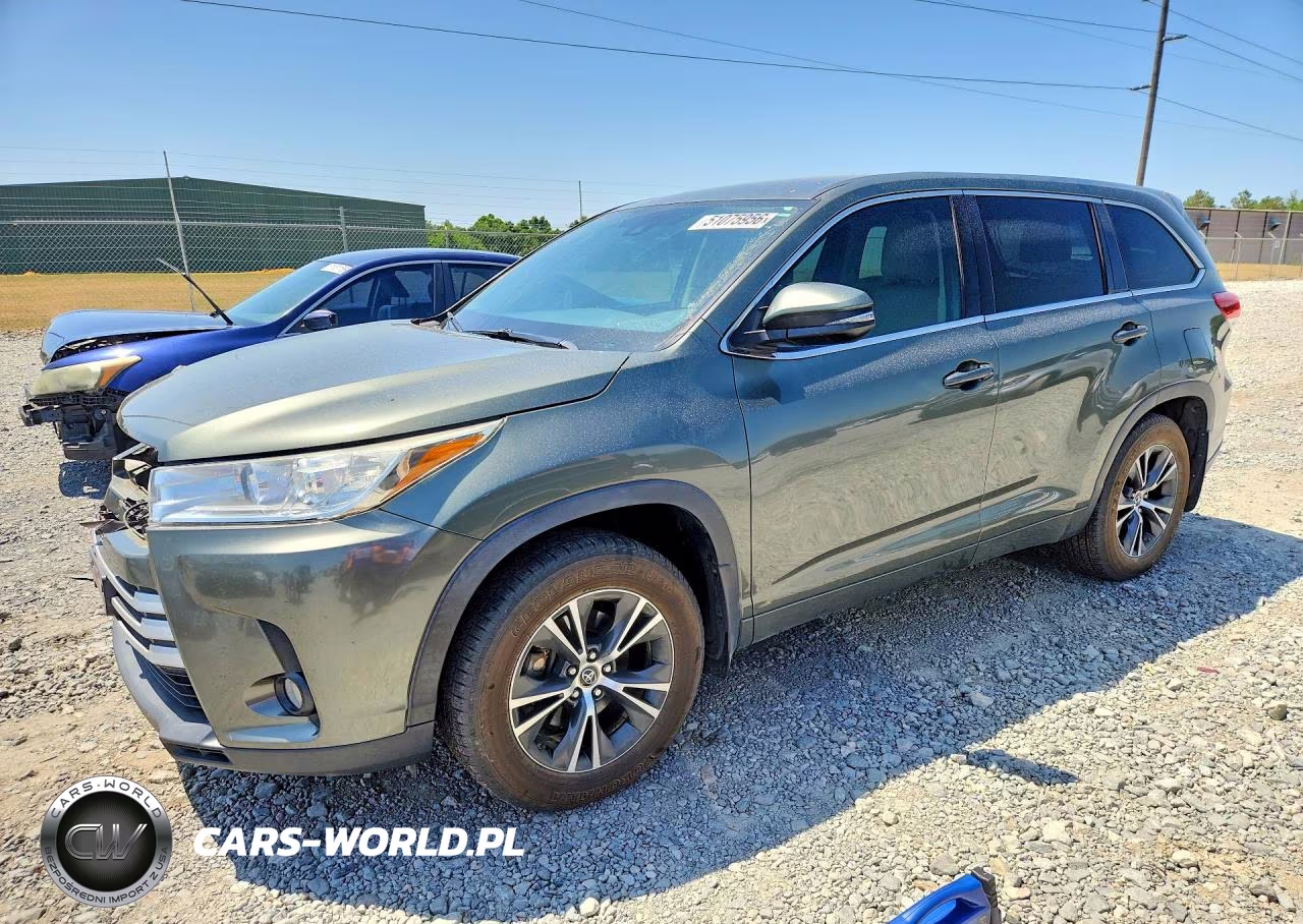 2017 Toyota Highlander Le