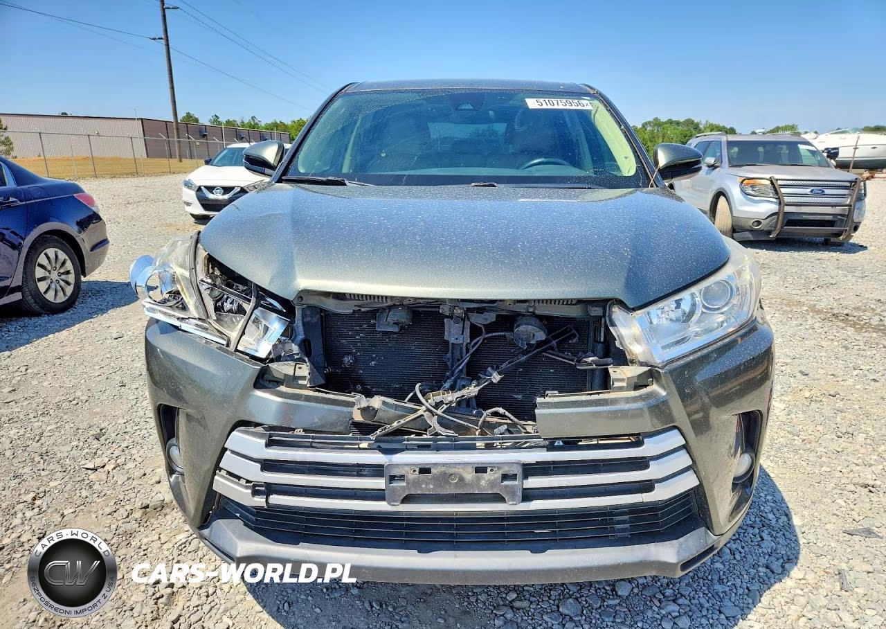 2017 Toyota Highlander Le VIN:5TDBZRFH7HS429645 - 5