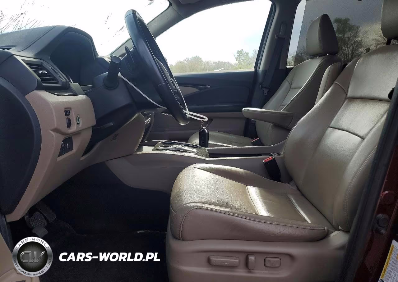 2019 Honda Pilot Touring VIN:5FNYF6H69KB040224 - 7