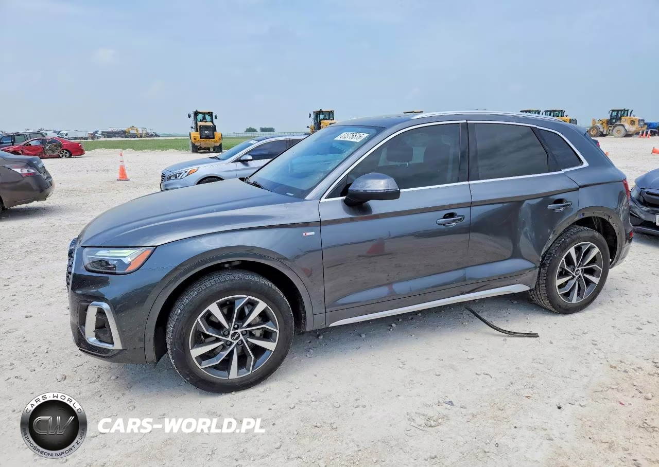 2022 Audi Q5 Premium Plus 45