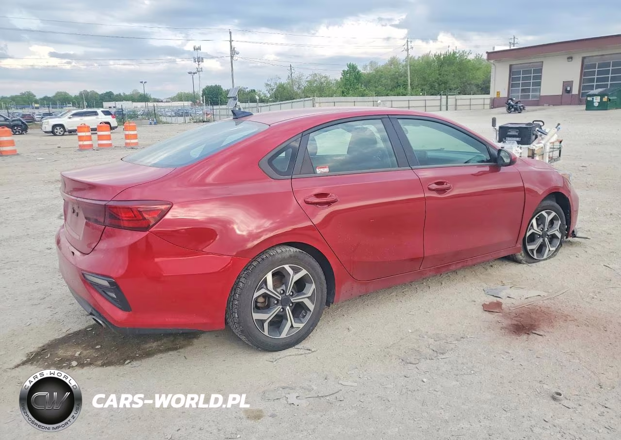2019 Kia Forte Lxs VIN:3KPF24AD8KE083488 - 3